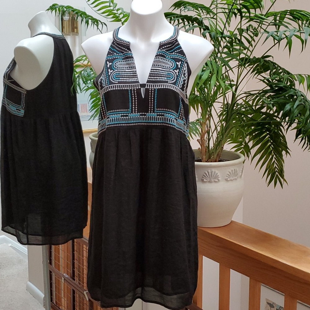 SADY & LU Black Sleeveless Embroideres Dress Large